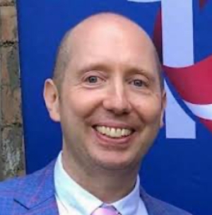 Richard Damstra Spotlight